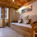 Grand Roc - Campanules 125 Happy * Chamonix