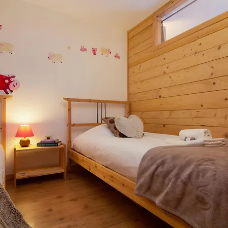 Grand Roc C125 From Slopes 280m , View & Parking - Happy Apartament *